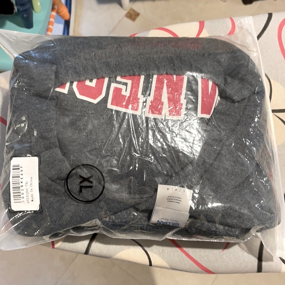 Stanford, Large, Grey